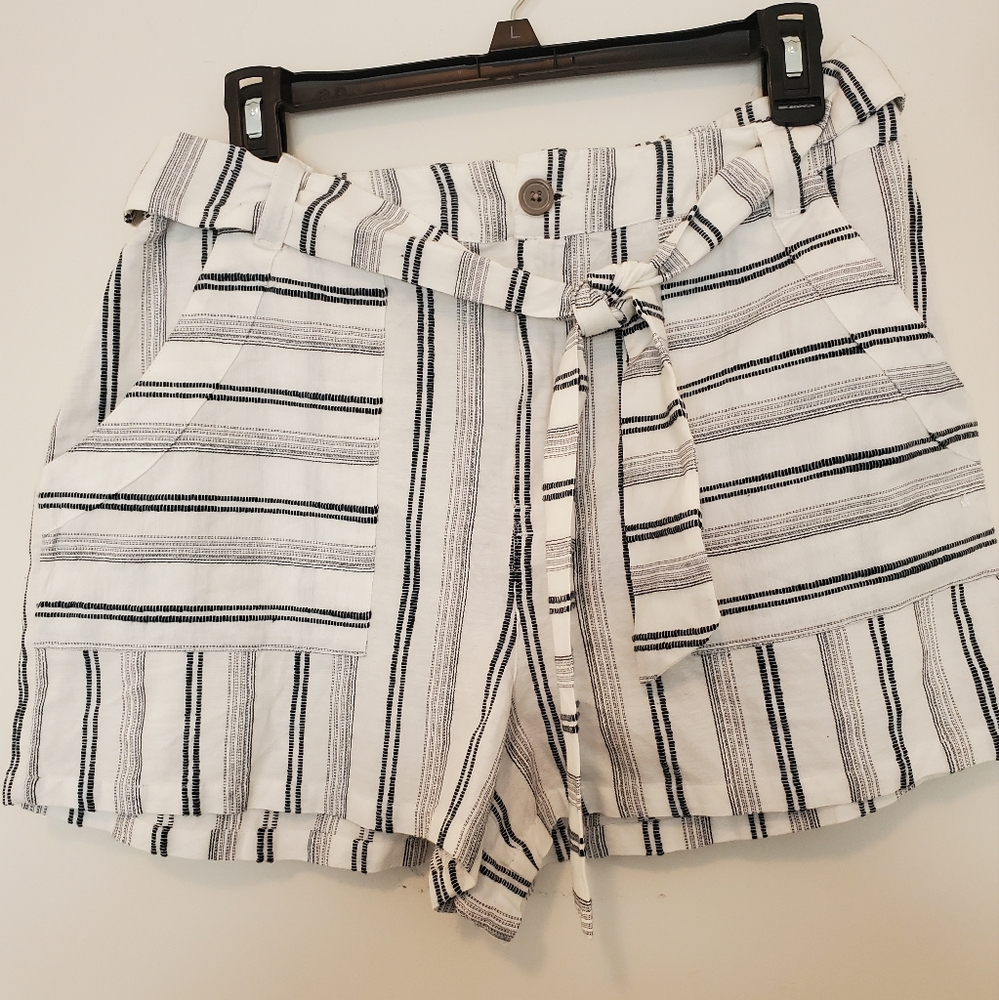 O'Neil high waisted striped shorts/never been worn